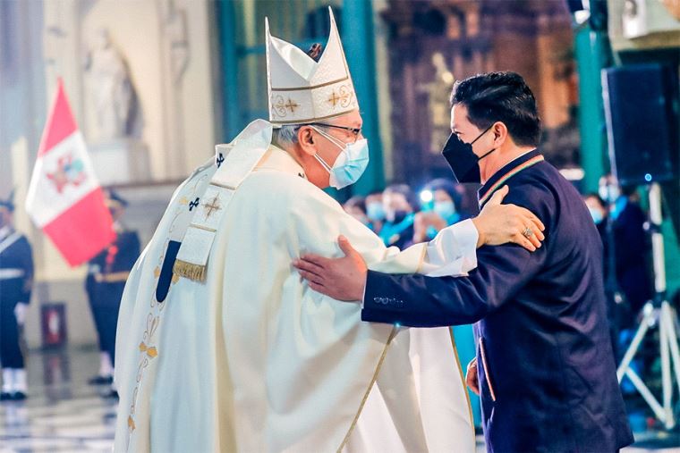 Presidente Castillo participó en misa solemne en homenaje a Santa Rosa