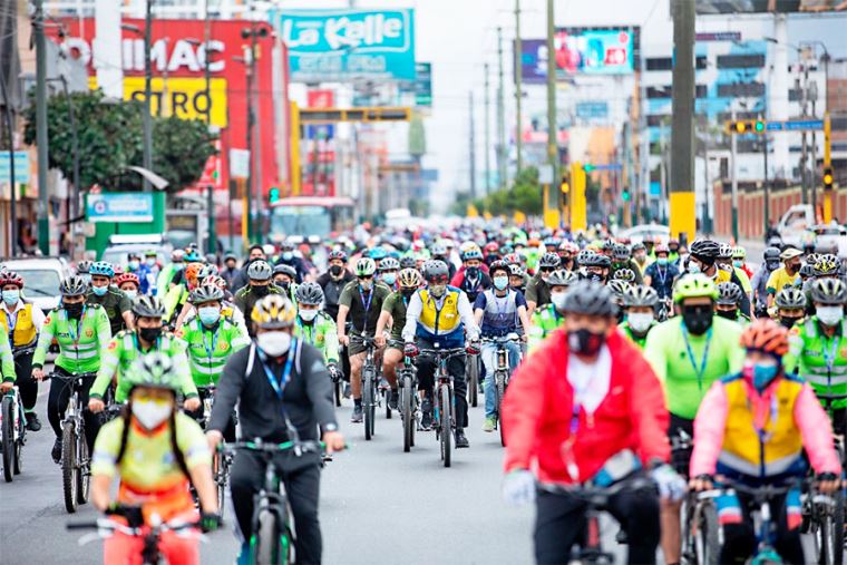 Lima más de 600 ciclistas participaron de Pedalea Lima la