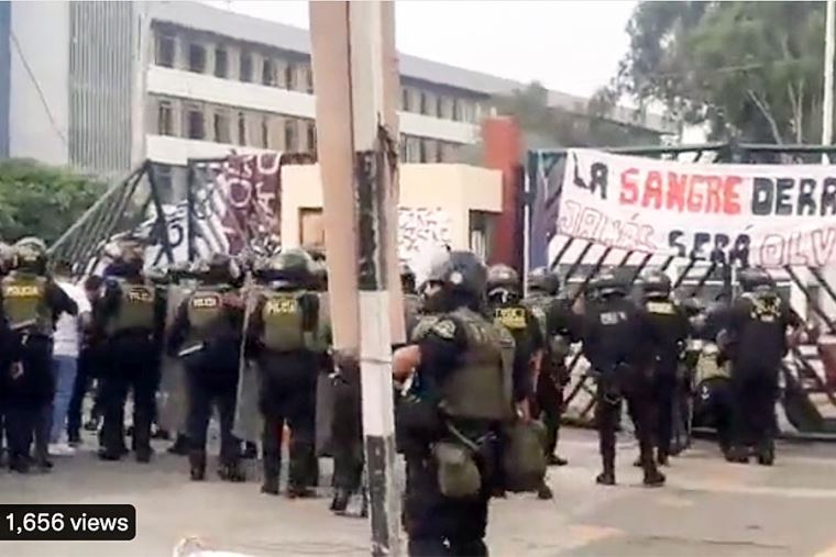 Polic A Nacional Ingresa Al Campus Universitario De San Marcos Para