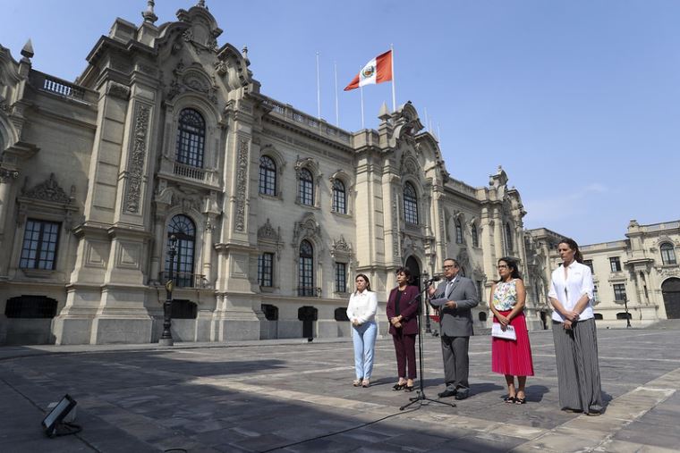 Alberto Ot Rola Gabinete En Pleno Respalda A La Presidenta Dina