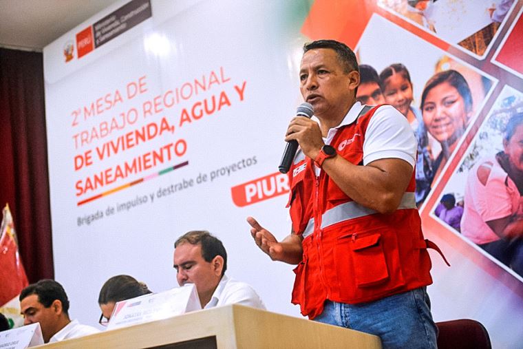 MVCS busca destrabar y acelerar 56 proyectos en la región Ucayali