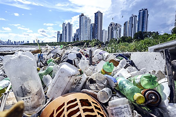 Contaminación por plástico la dura batalla para salvar el