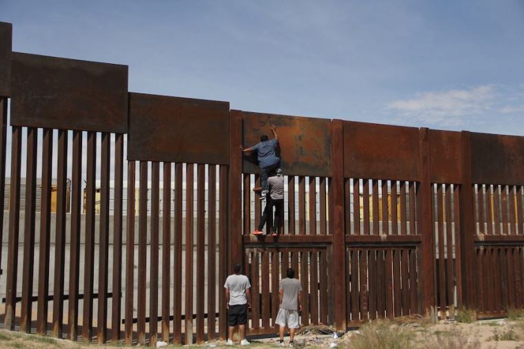 Joe Biden ordenó reforzar el muro fronterizo con México Noticias