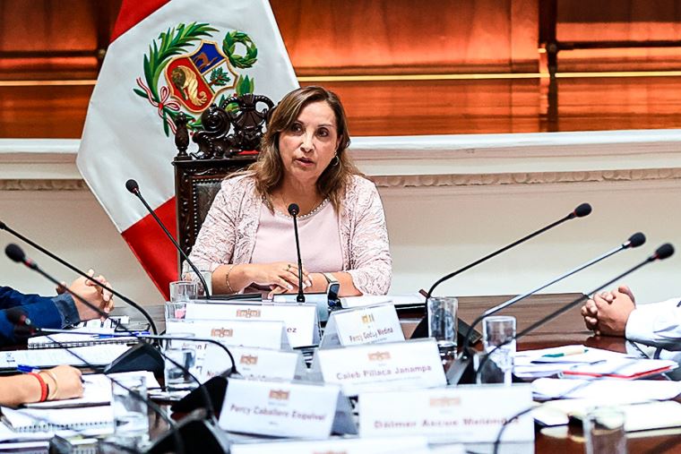 Presidenta Boluarte sostendrá reunión con alcaldes provinciales y