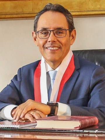 Helder Domínguez Haro