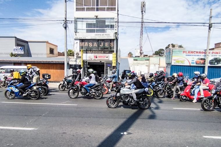 Piden a Municipalidad de Lima levantar restricción al tránsito de motos en la Costa Verde