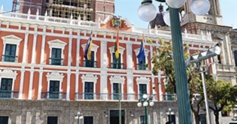 Morales se muda del Palacio Quemado a la Casa Grande del Pueblo