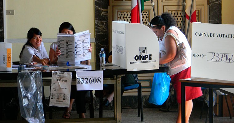 ONPE alista mesas para los peruanos en el exterior 3,151 mesas de sufragio que se instalarán fuera del país como parte del Referéndum 2018