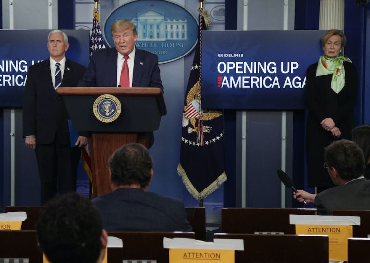 Trump presenta plan para "reabrir" la economía de EE.UU. | Noticias ...