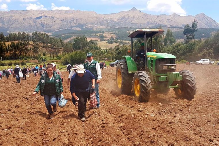 Fae Agro Dará Créditos A 270000 Pequeños Agricultores A Bajas Tasas Noticias Diario Oficial 1840