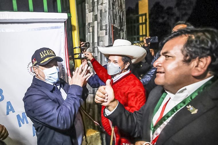 Presidente Castillo reafirma que no renunciará y llama al pueblo a ...