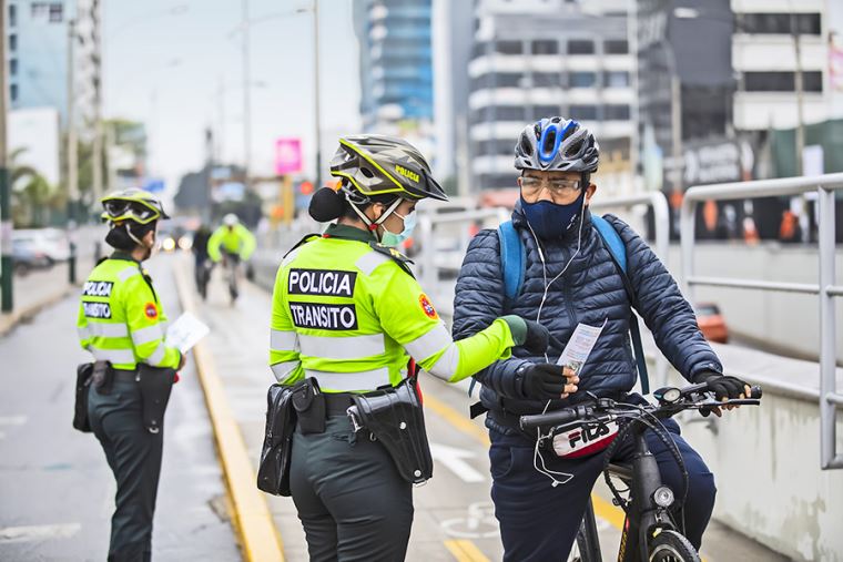 Desde hoy la Policía multará a ciclistas que infrinjan normas de tránsito