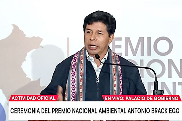 Presidente Castillo entrega Premio Nacional Ambiental Antonio Brack <p data-wpview-marker=