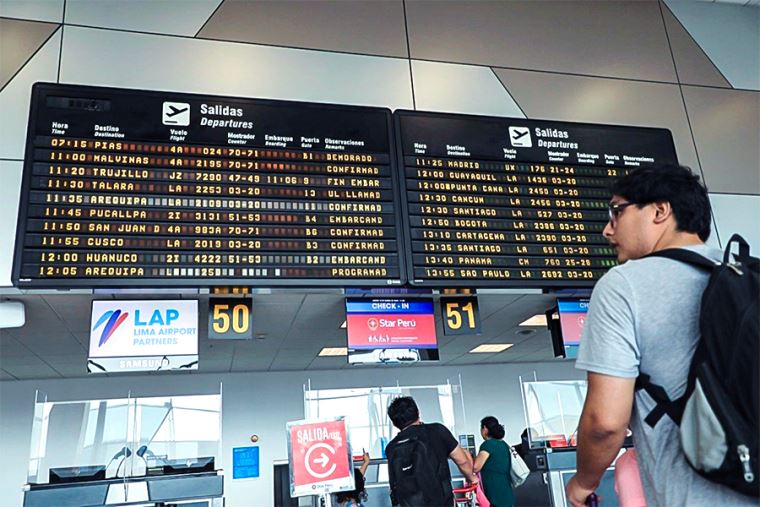 Aeropuerto Jorge Chávez: reportan cancelación y retrasos en vuelos de hasta 3 horas
