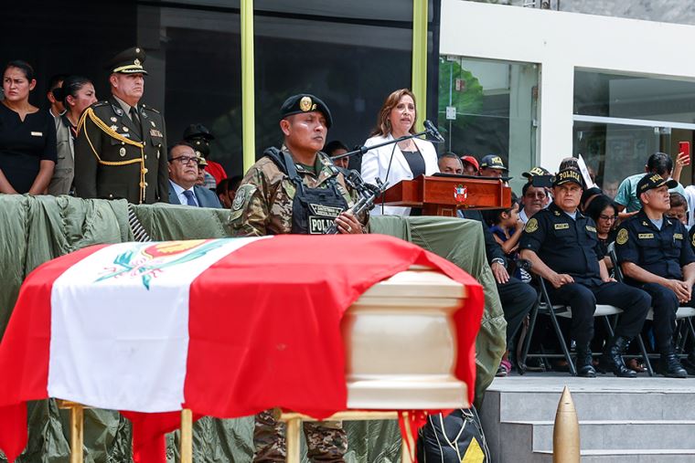 Presidenta Dina Boluarte Respaldó A La Pnp Y Ff Aa En Su Firme Y Decidida Lucha Contra El 7510