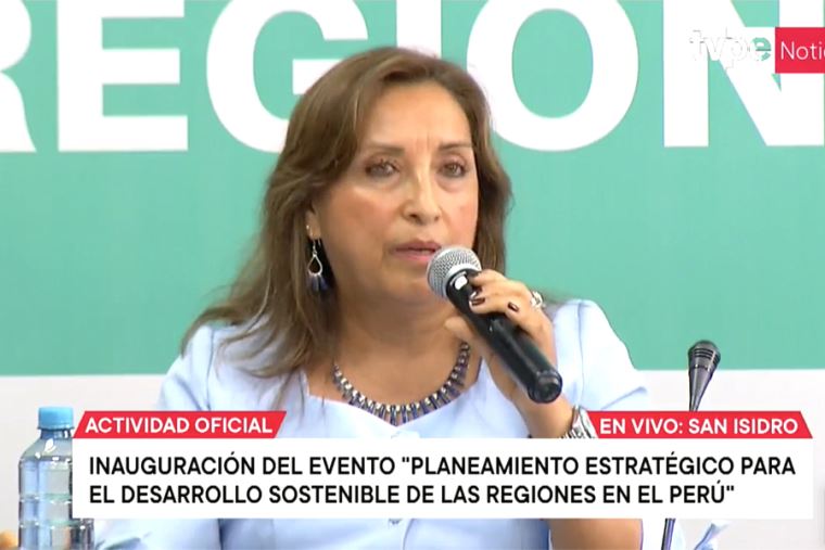 Presidenta Dina Boluarte pide "voluntad política" para industrializar y cerrar brechas en el país