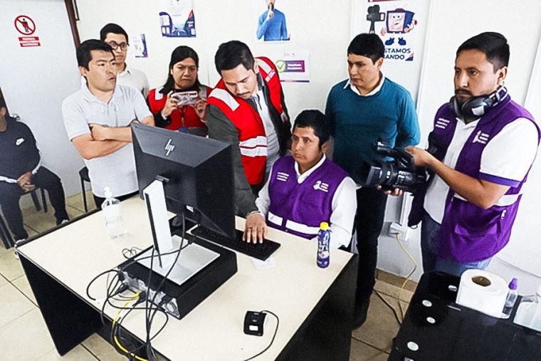 Entrega De Brevetes En El Callao: Clausuran Centro Evaluador Tras ...