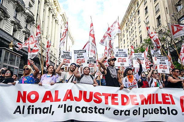 Protesta contra Milei termina sin incidentes