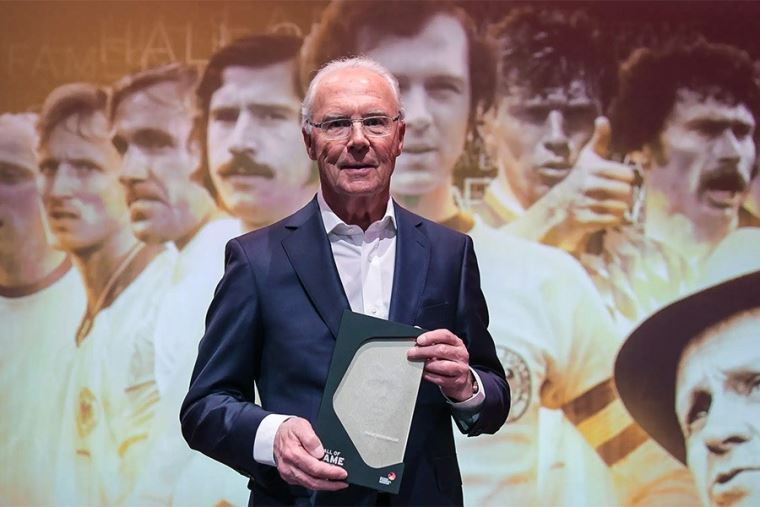 A Los 78 Años Fallece Franz Beckenbauer, Leyenda Del Futbol Alemán Y ...