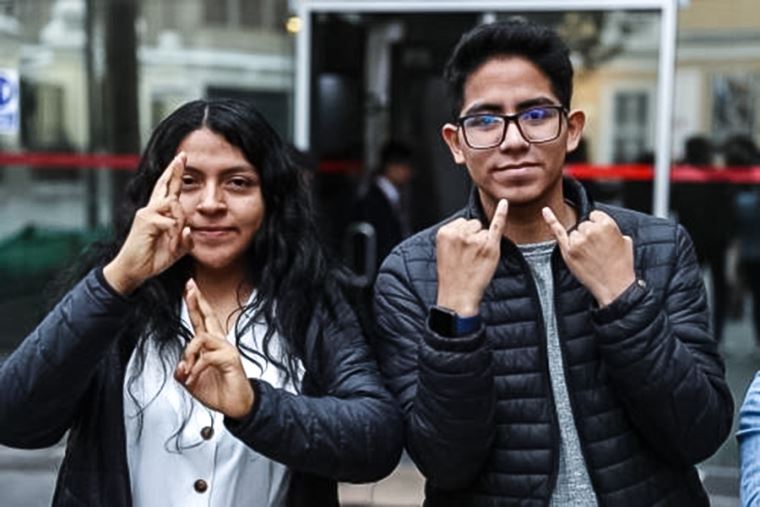 ¡Talento peruano! Crean plataforma para dominar más de 300 lenguas de ...
