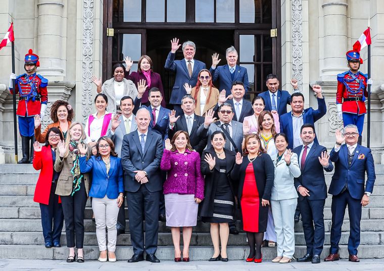 Jefa del Estado se reunió con miembros del Parlamento Amazónico ...