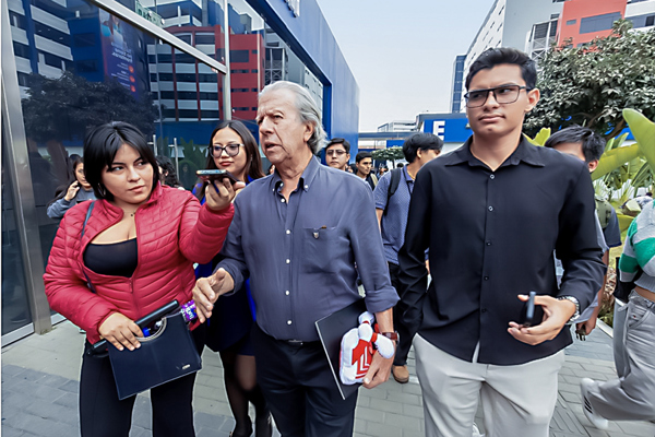 UN SUPLEMENTO DE DIARIO OFICIAL EL PERUANO