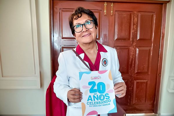 UN SUPLEMENTO DE DIARIO OFICIAL EL PERUANO